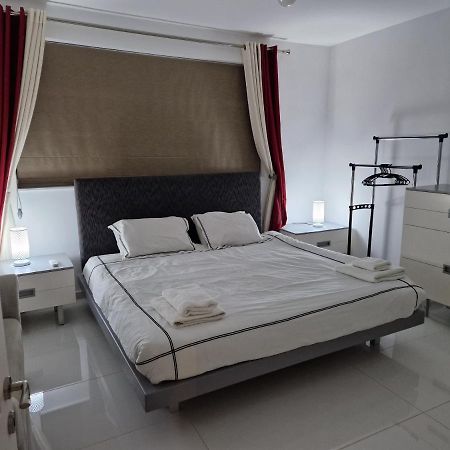 Апартаменты Town Pent House Лука Экстерьер фото