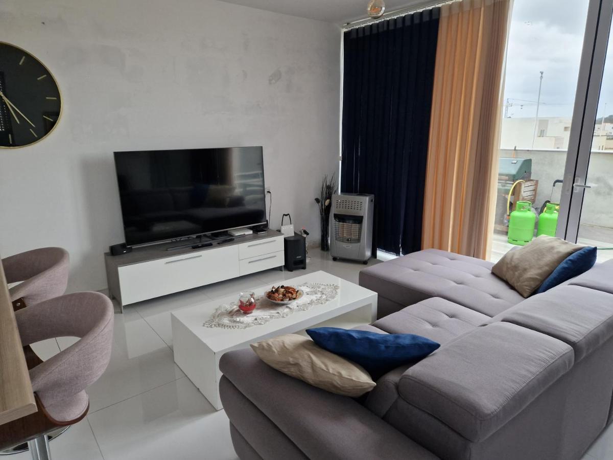 Апартаменты Town Pent House Лука Экстерьер фото